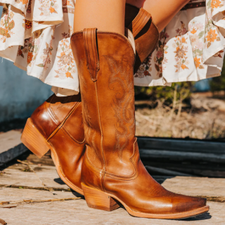 FREEBIRD | WOMEN'S WOODLAND-TAN | STYLISH OUTLET