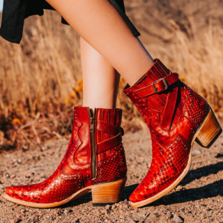 FREEBIRD | WOMEN'S MORGAN-RED PYTHON | STYLISH OUTLET