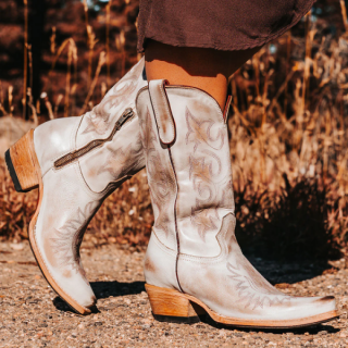 FREEBIRD | WOMEN'S WILSON-BEIGE | STYLISH OUTLET