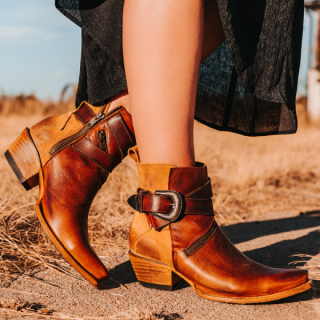FREEBIRD | WOMEN'S WHIP-COGNAC | STYLISH OUTLET