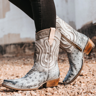 FREEBIRD | WOMEN'S WARRICK-ICE OSTRICH MULTI | STYLISH OUTLET