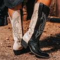FREEBIRD | WOMEN'S WOODLAND-BLACK/WHITE MULTI | STYLISH OUTLET