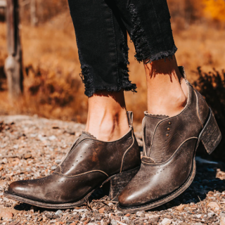 FREEBIRD | WOMEN'S SADIE-BLACK | STYLISH OUTLET