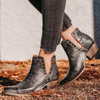 FREEBIRD | WOMEN'S MANDY-ICE SNAKE | STYLISH OUTLET