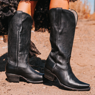 FREEBIRD | WOMEN'S WOODLAND-BLACK LEATHER | STYLISH OUTLET