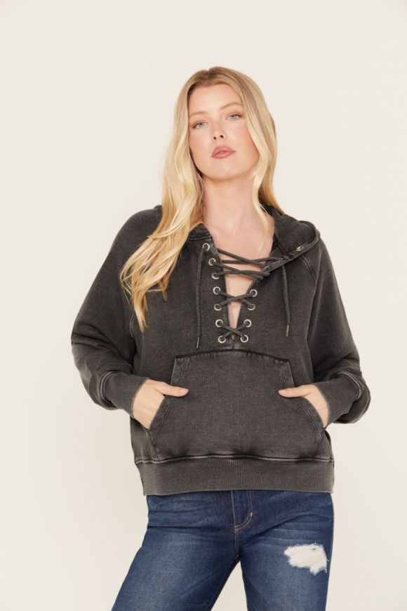 Promotion Idyllwind Women's Blanche Studded Tie Front Hoodie | Black