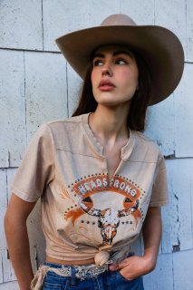 Promotion Idyllwind Women's Max Headstrong Short Sleeve Graphic Tee | Wheat Promotion Idyllwind Women's Max Headstrong Short Sleeve Graphic Tee | Wheat