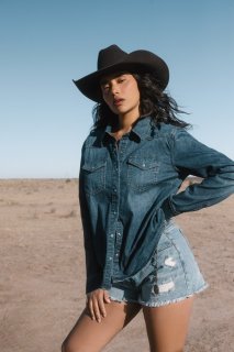 Promotion Idyllwind Women's Abbott Dark Wash Chambray Long Sleeve Snap Western Shirt | Dark Wash Promotion Idyllwind Women's Abbott Dark Wash Chambray Long Sleeve Snap Western Shirt | Dark Wash