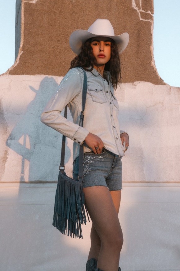 Promotion Idyllwind Women's Camarillo Fringe Suede Crossbody Bag | Blue