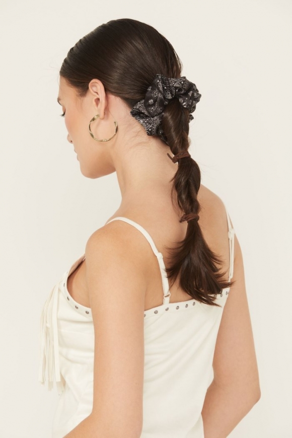 Promotion Idyllwind Women's Bellshire Oversized Scrunchies - 2 Piece | Black/white Promotion Idyllwind Women's Bellshire Oversized Scrunchies - 2 Piece | Black/white