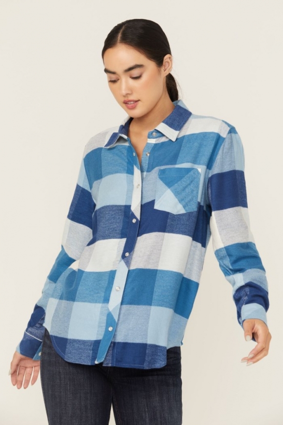 Promotion Idyllwind Women's Plaid Print Long Sleeve Snap Flannel Shirt | Light Blue
