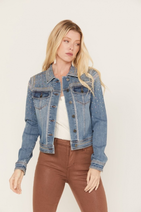 Promotion Idyllwind Women's Shiloh Drive Embellished Denim Trucker Jacket | Medium Wash Promotion Idyllwind Women's Shiloh Drive Embellished Denim Trucker Jacket | Medium Wash