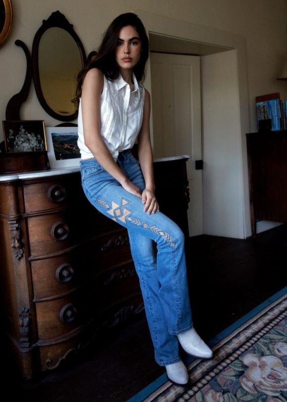 Promotion Idyllwind Women's Ellis Medium Wash Gypsy High Rise Faux Suede Embellished Bootcut Comfort Stretch Denim Jeans | Medium Wash Promotion Idyllwind Women's Ellis Medium Wash Gypsy High Rise Faux Suede Embellished Bootcut Comfort Stretch Denim Jeans | Medium Wash