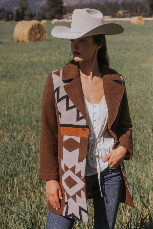 Promotion Idyllwind Women's Winton Southwestern Print Button-Down Coat | Caramel Promotion Idyllwind Women's Winton Southwestern Print Button-Down Coat | Caramel