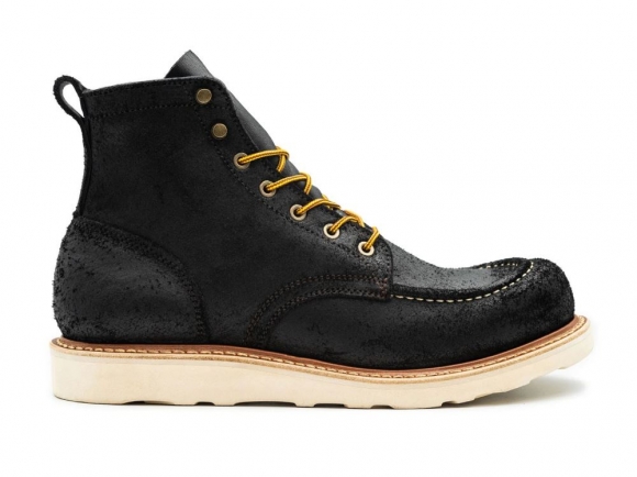 New Arrivals Truman Men's Black Oiled Rough Out | Moc Toe