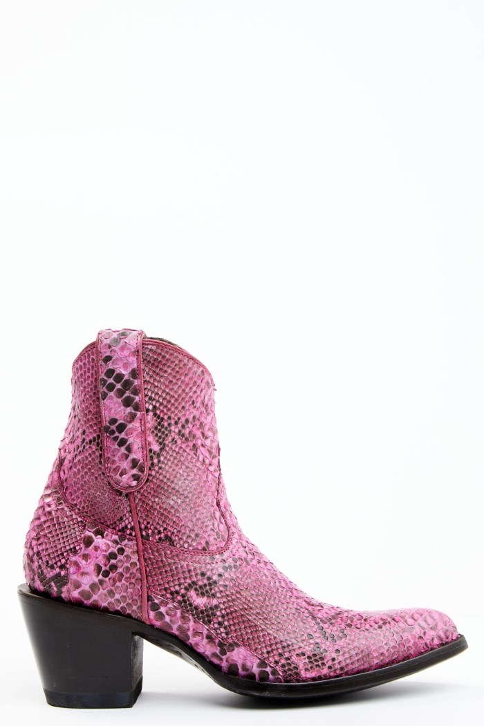 Promotion Idyllwind Women's Exotic Python Western Bootie - Round Toe | Pink