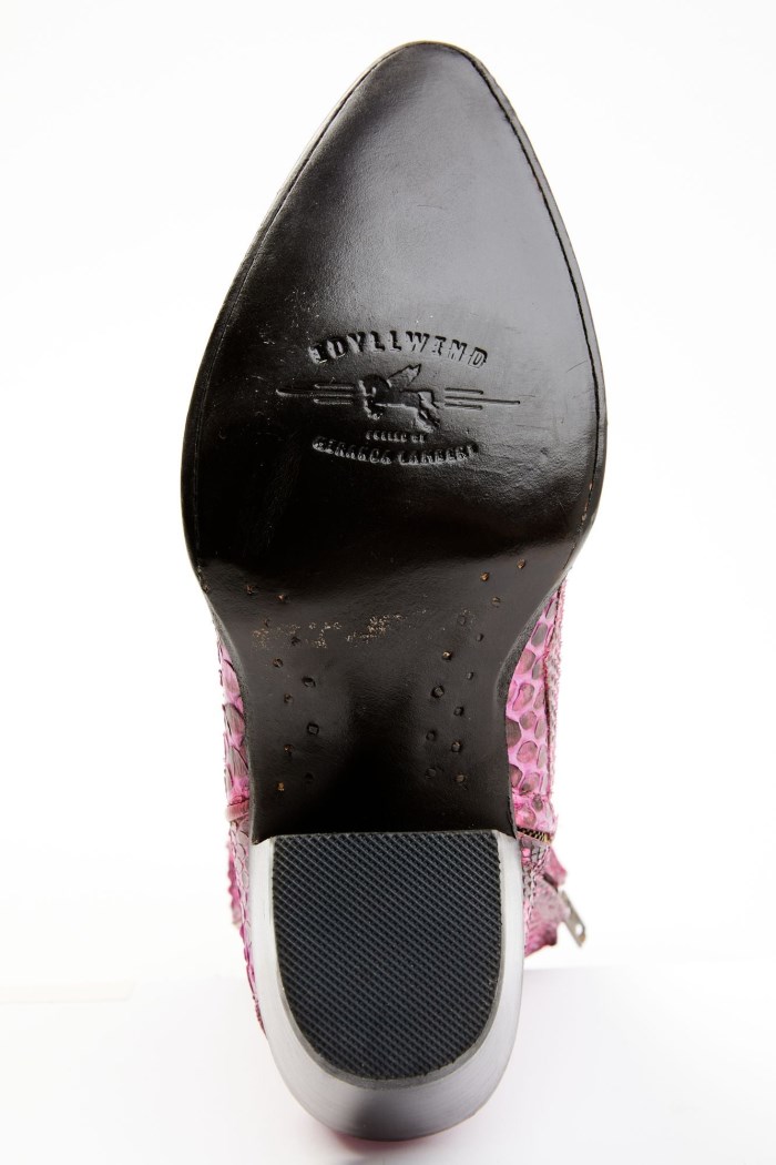 Promotion Idyllwind Women's Exotic Python Western Bootie - Round Toe | Pink