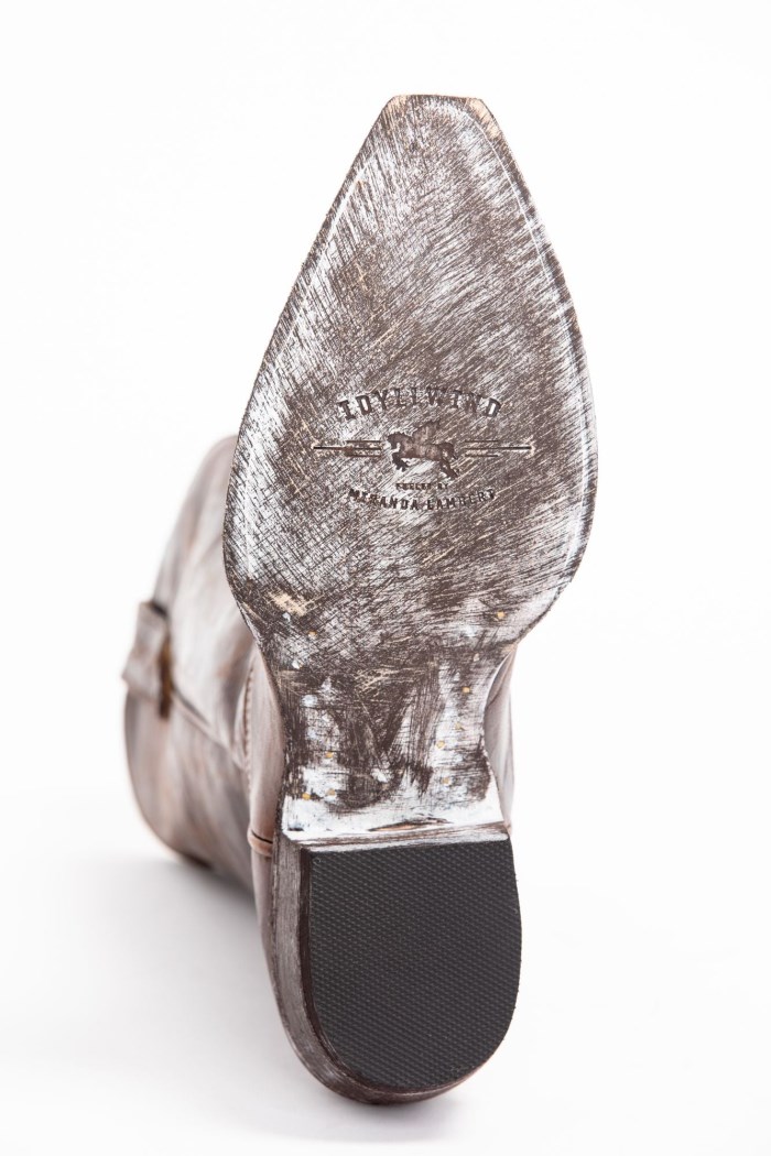 Promotion Idyllwind Women's Wildwest Brown Western Boots - Snip Toe | Brown