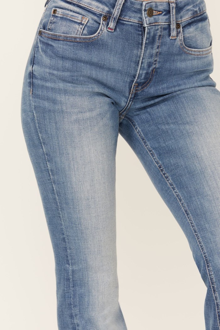 Promotion Idyllwind Women's Alto Vista Medium Wash Mid Rise Bootcut Stretch Denim Jeans | Medium Wash