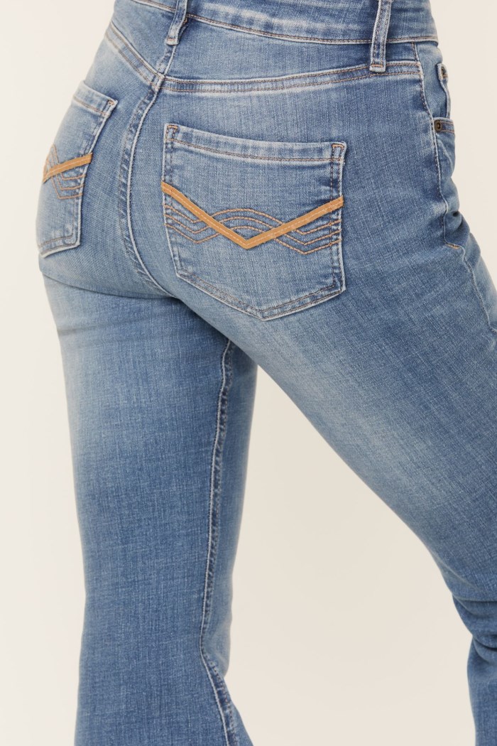 Promotion Idyllwind Women's Alto Vista Medium Wash Mid Rise Bootcut Stretch Denim Jeans | Medium Wash