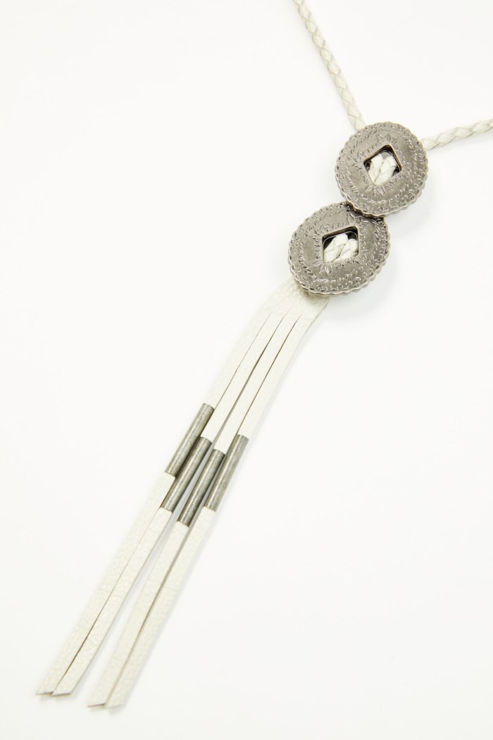 Promotion Idyllwind Women's Clayborne Double Concho Bolo | Cream