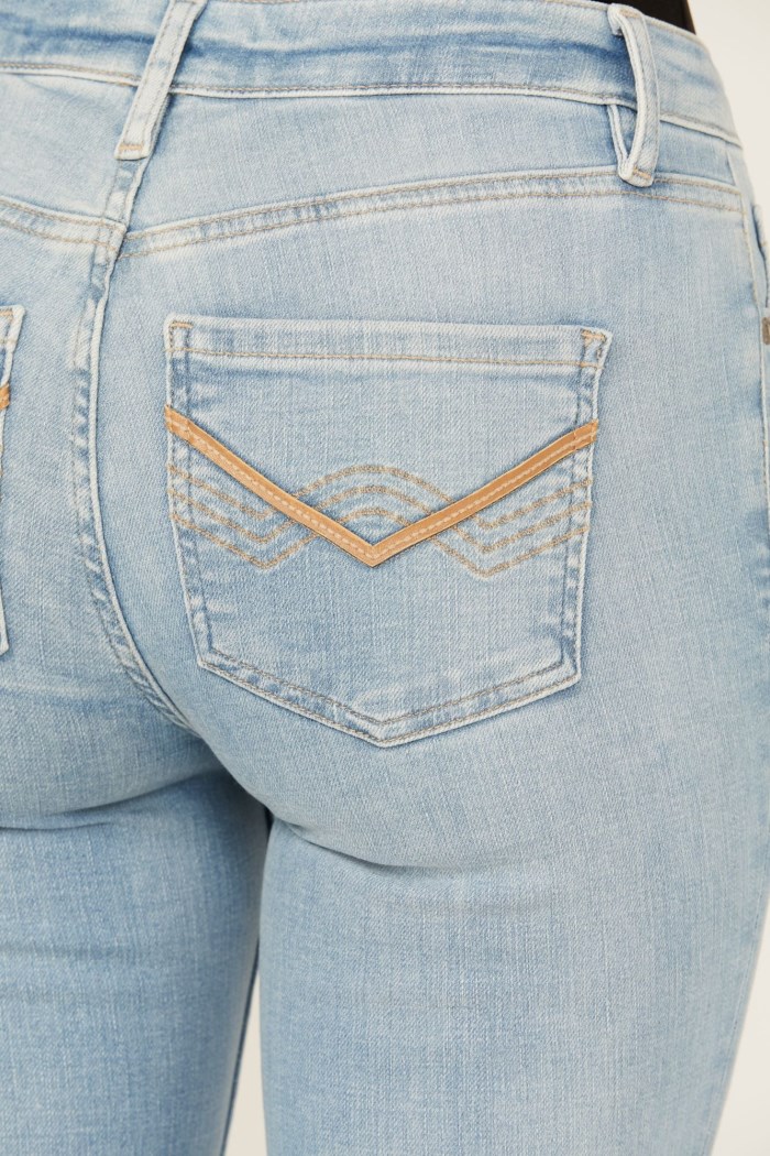 Promotion Idyllwind Women's Rebel Kinsdale Light Wash Mid Rise Bootcut Jeans | Light Wash