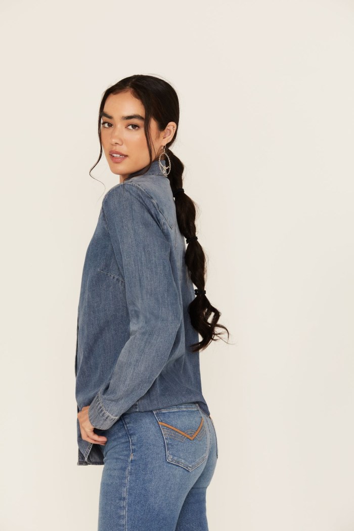 Promotion Idyllwind Women's Huckleberry Medium Wash Long Sleeve Snap Western Shirt | Medium Wash